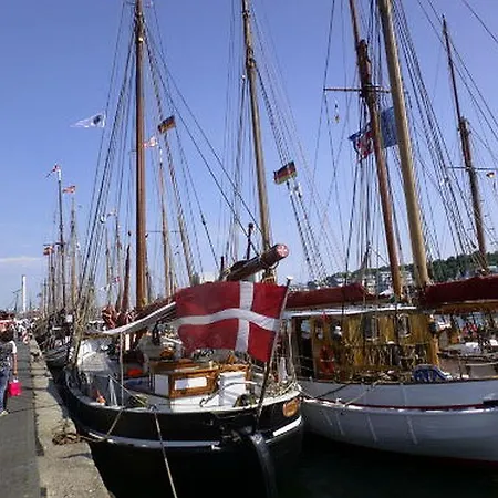 Altstadtwohnung - Am Hafen Apartman Flensburg