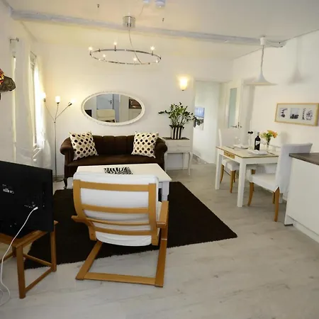 Apartman Altstadtwohnung - Am Hafen *